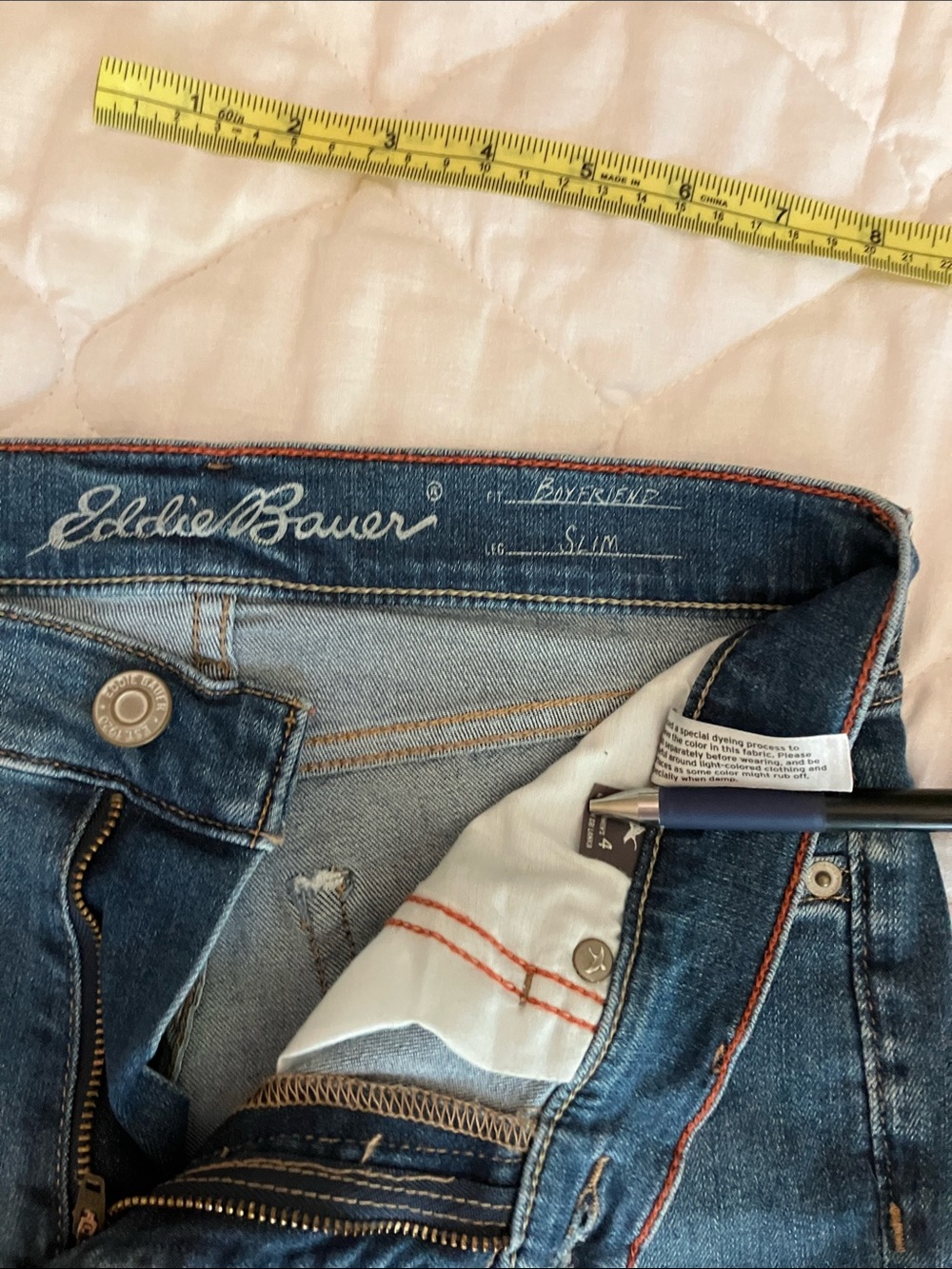 Eddie Bauer Women's size 4 Boyfriend Slim Fit Jeans NWOT Cotton/Tencel